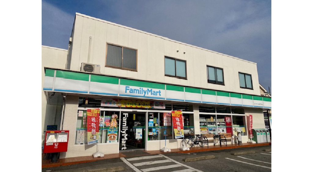 ファミリーマート ルーキー丸山四丁目店